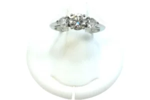 ティファニー_スリーストーン